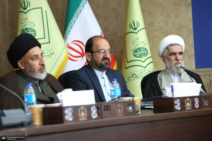 دیدار جمعی از علمای کشور عراق با رئیس موسسه تنظیم ونشر آثار امام خمینی