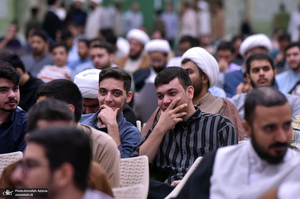 آئین آغاز سال تحصیلی حوزه علمیه استان تهران در حرم امام خمینی