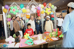 بازدید احمد مسجد جامعی از نمایشگاه عطر یاس در حرم مطهر امام خمینی (س)  /1