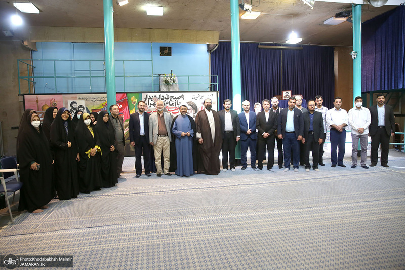 تجدید میثاق اساتید و دانشجویان پژوهشکده امام خمینی و انقلاب اسلامی با آرمان های بنیانگذار جمهوری اسلامی