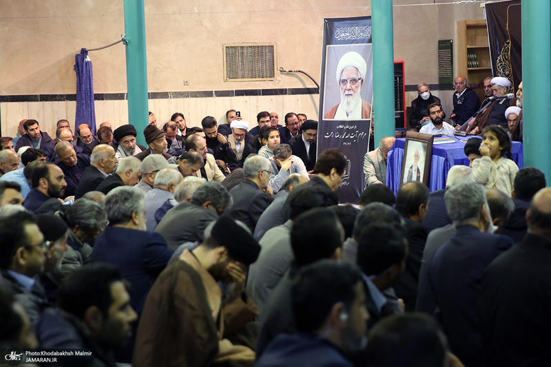 مراسم بزرگداشت آیت الله رحمت (ره) در حسینیه جماران - 2