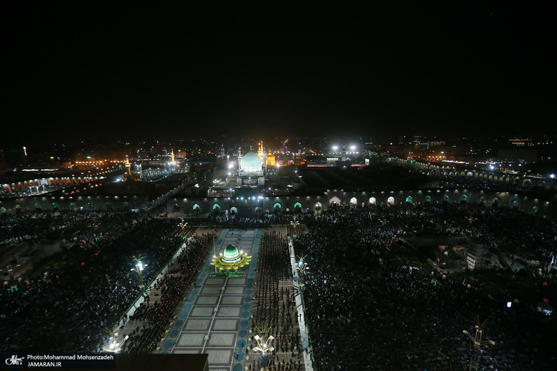 آئین خطبه خوانی شب شهادت امام رضا (ع) در حرم مطهر رضوی