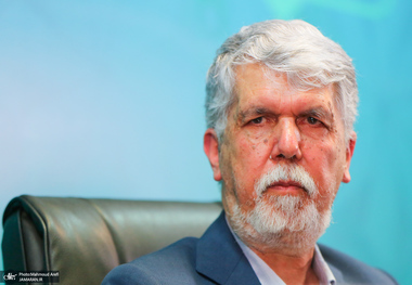 اعضای هیات علمی جشنواره شعر فجر معرفی شدند