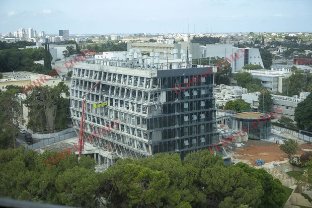 عکسی که تهران‌تایمز منتشر کرد؛ موشک‌های ایرانی موسسه وایزمن را شخم زدند