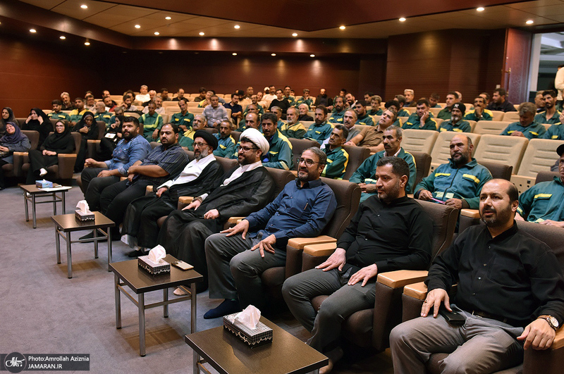 مراسم قدردانی از زحمات کارگران شهرداری حرم امام خمینی (س)