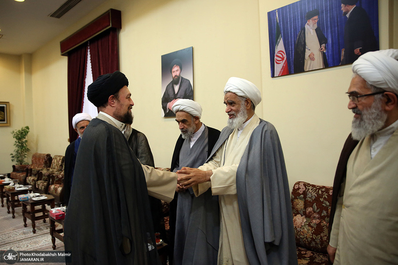 حاشیه های تجدید میثاق اعضای مجلس خبرگان رهبری با آرمان های امام خمینی (س)