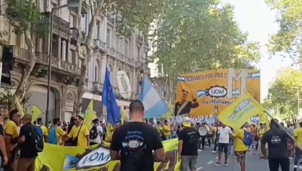 اعتراضات خیابانی علیه «ترامپ آرژانتین» اوج گرفت + فیلم