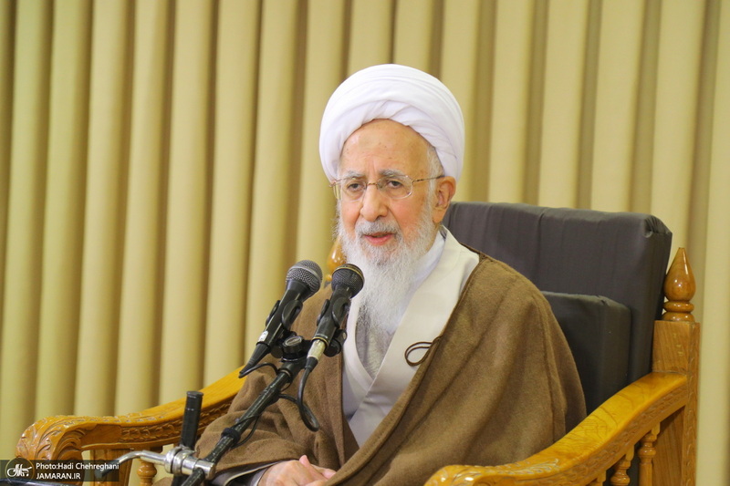 عمامه گذاری طلاب توسط مراجع اعظام تقلید در روز میلاد امام علی (ع)‎