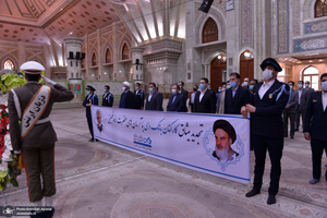 تجدید میثاق وزارتخانه ها، اصناف، نهادها و سازمان ها با آرمان های امام خمینی(س)