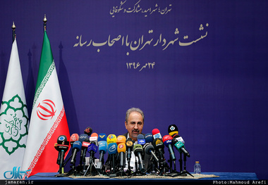زیباکلام: سوال این نیست که چرا نجفی رفت بلکه سوال این است که چرا نجفی نرفت؟