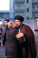 حضور سید حسن خمینی در منزل شهیدان سپهری