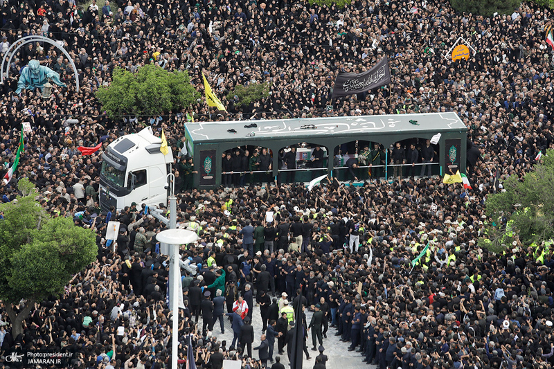 مراسم تشییع پیکر رئیس جمهور شهید در مشهد