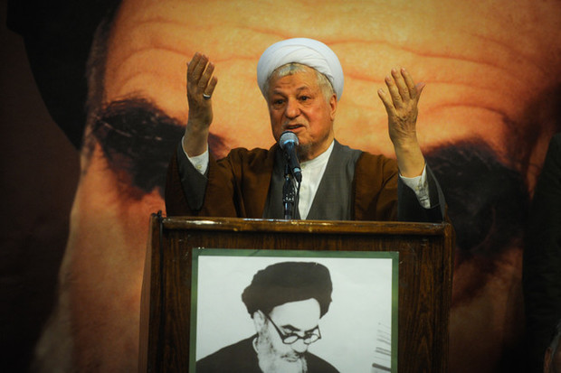 واسطه آشنایی رهبر انقلاب و هاشمی چه کسی بود؟

