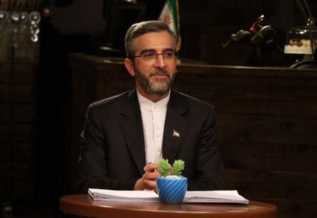 باقری کنی با یک مقام فرانسوی دیدار کرد/ معاون سیاسی وزیر خارجه: قرار نیست میز مذاکرات تا ابد برقرار باشد/ هر چیزی که مغایر با توافق 2015 باشد باید کنار گذاشته شود