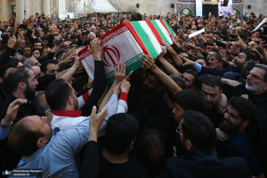 مراسم خاکسپاری شهید حسین امیرعبداللهیان در حرم حضرت عبدالعظیم حسنی (ع)