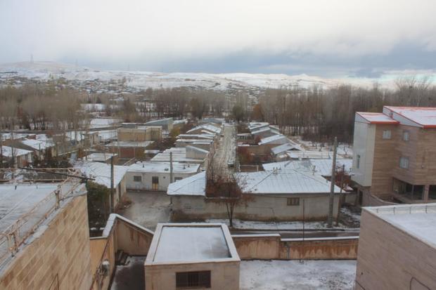 برف و سرما دمای هوای خلخال را 12 درجه کاهش داد