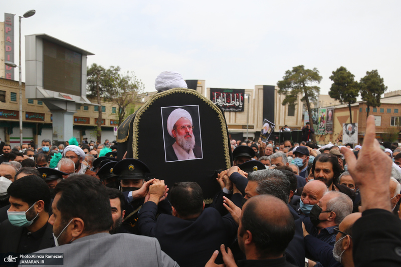 مراسم تشییع و خاکسپاری پیکر آیت الله ری شهری (ره) در حرم حضرت عبدالعظیم حسنی (ع)