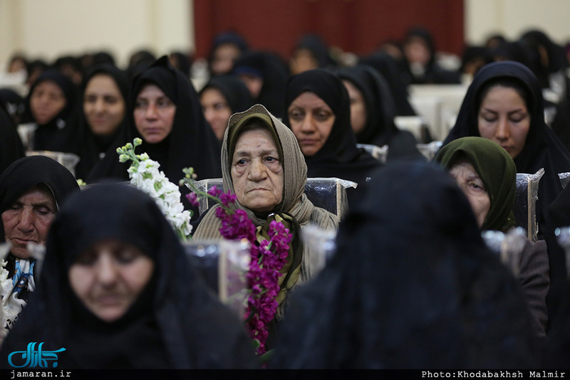 دیدار جمعی از مادران شهدا با سید حسن خمینی