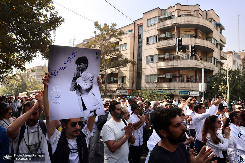 مراسم تشییع ناصر تقوایی