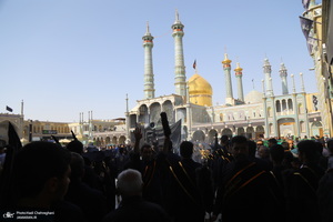 دسته عزاداری خادمین حرم مطهر حضرت معصومه (س) در سالروز شهادت امام رضا (ع)