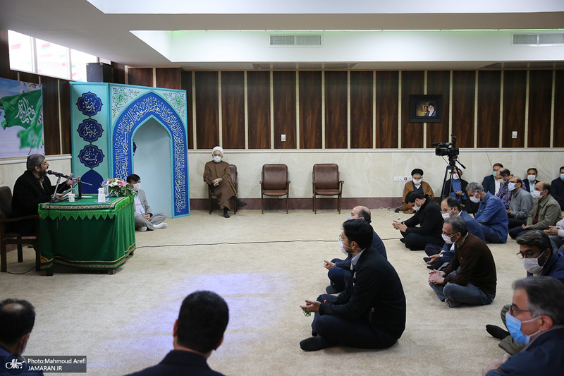 مراسم سالروز میلاد حضرت زهرا(س) و امام خمینی(ره) در موسسه تنظیم و نشر آثار امام(ره)