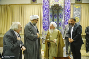 دیدار جمعی از شاعران آیینی با آیت الله العظمی جوادی آملی