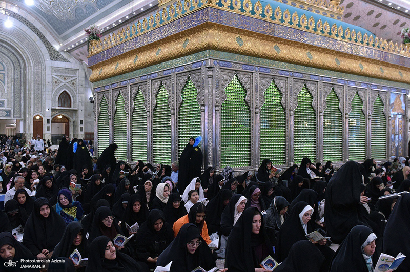 مراسم دعای عرفه در حرم مطهر امام خمینی (س)