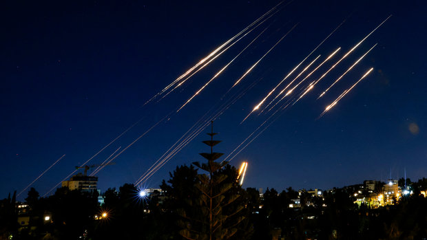 ایران چگونه به حمله آمریکا پاسخ می‌دهد؟ نقشه تلافی؛ از حملات سایبری تا موشکی