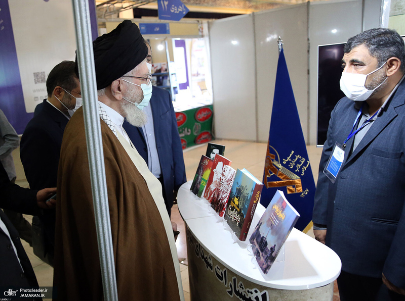 بازدید رهبر معظم انقلاب از سی و‌‌ چهارمین نمایشگاه بین‌المللی کتاب تهران