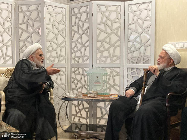 عبدالله نوری به دیدار مهدی کروبی رفت + عکس
