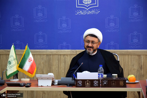 نشست هم‌اندیشی جمعی از طلاب و دانشجویان پژوهشگر حوزه اندیشه امام (س) با رئیس مؤسسه تنظیم و نشر آثار امام خمینی