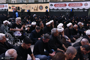 چهارمین شب عزاداری حضرت اباعبدالله الحسین (ع) در حرم امام خمینی