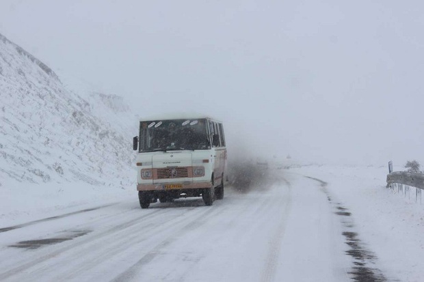 جاده گردنه بیژن تا بهار 98 مسدود است