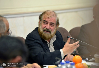 سردار موحدی: محور قرار دادن 