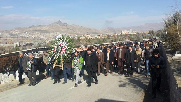 پیکر جلال بابازاده هنرمند فقید کردستانی در بهشت محمدی سنندج آرام گرفت