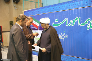 حضور دکتر علی کمساری در  انتخابات مجلس شورای اسلامی و مجلس خبرگان رهبری