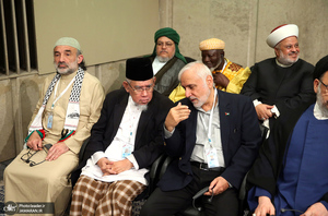 دیدار مسئولان نظام، سفرای کشور‌های اسلامی و مهمانان کنفرانس وحدت با رهبر انقلاب