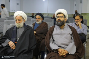 سلسله نشست های تبیین مکتب امام خمینی (س) با سخنرانی سید فرید موالی‌زاده  / موالی زاده
