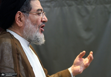 محتشمی پور با کارنامه ای سراسر مجاهدت و استقامت