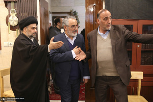 حضور شخصيت هاي سياسي در منزل مرحوم آیت الله بجنوردی 1