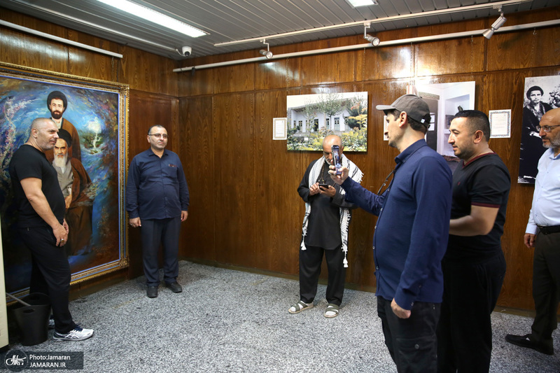 بازدید اقشار مختلف مردم از بیت امام خمینی (س) در جماران
