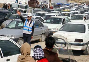 وضعیت جاده ها در فاصله 30 کیلومتری شهرها نابسامان است