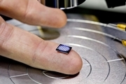 رونمایی از کوچکترین رایانه جهان 