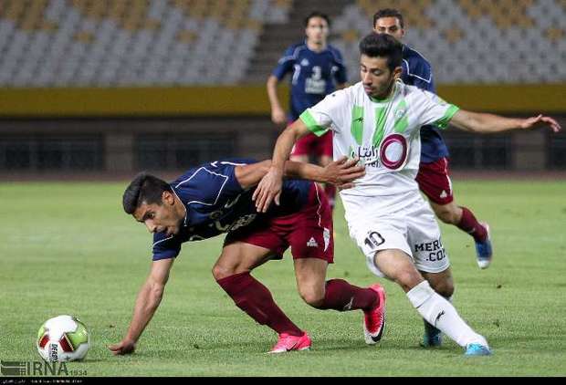 شهرآورد دوستانه فوتبال در اصفهان به نفع ذوب آهن به پایان رسید