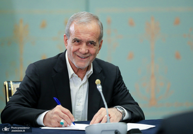 حقوق مهرماه پزشکیان به حساب جامعه خیران مدرسه‌ساز واریز شد + عکس