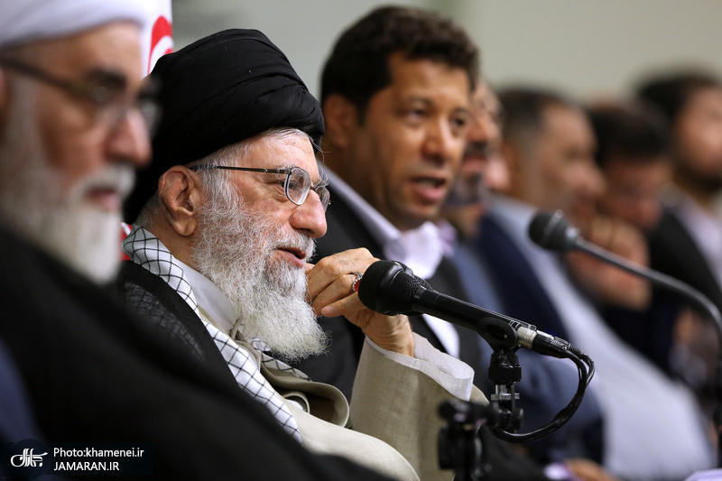 دیدار جمعی از شاعران و اهالی فرهنگ و ادب با رهبر معظم انقلاب