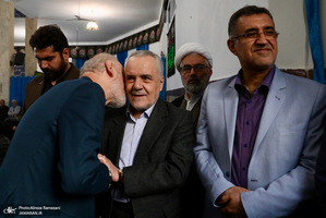 مراسم ختم خواهر محمود احمدی نژاد