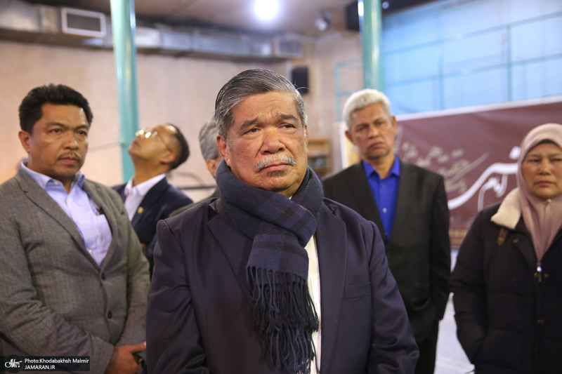 بازدید محمد بن سیو وزیر کشاورزی  و امنیت غذایی کشور مالزی از  بیت امام خمینی (س) در جماران