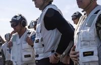 بازدید ویتکاف و کوشنر از ناو هواپیمابر آبراهام لینکلن (7)