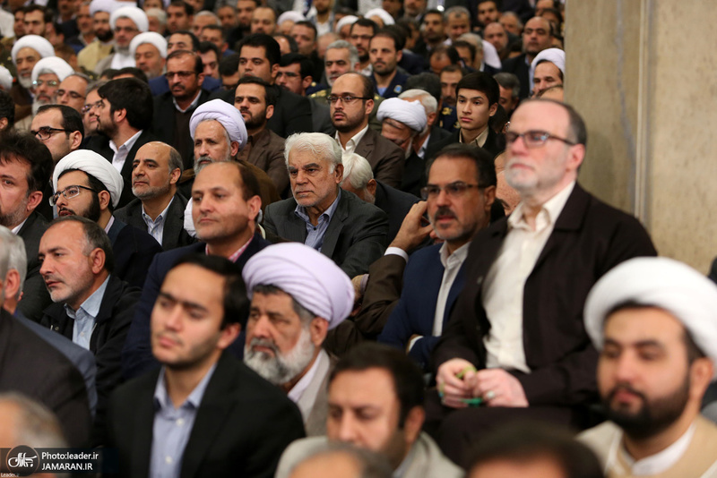 دیدار مسئولان نظام و میهمانان کنفرانس وحدت اسلامى‌ با رهبر معظم انقلاب